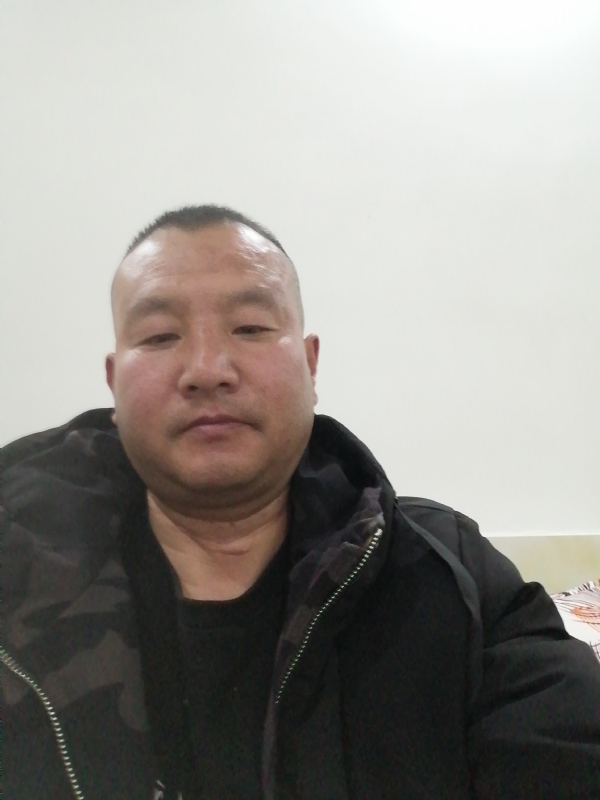 肖小江的第一张照片--贵阳相亲服务中心