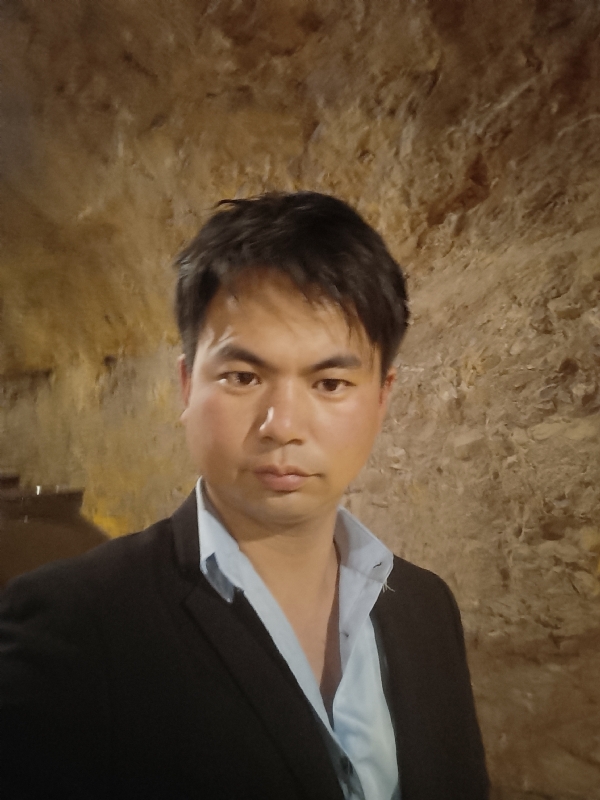 晚点的第二张照片--贵阳相亲服务中心