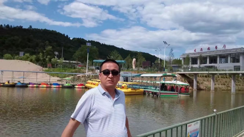 一三缺四的第一张照片--贵阳相亲服务中心