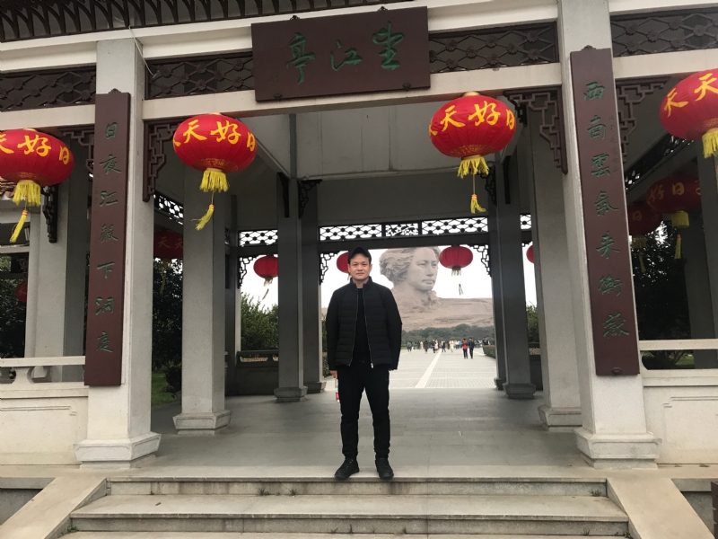 风继续吹的第一张照片--贵阳相亲服务中心