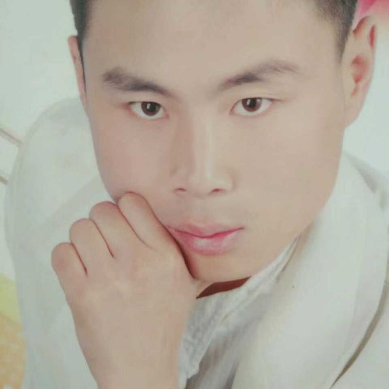 夜色如水的第一张照片--贵阳相亲服务中心