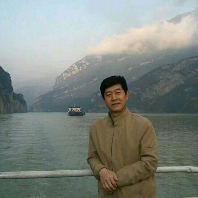 优秀善良1.78的第二张照片--贵阳相亲服务中心