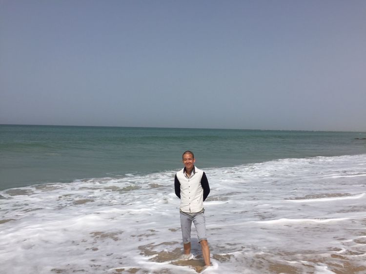 文字的忧伤的第一张照片--贵阳相亲服务中心