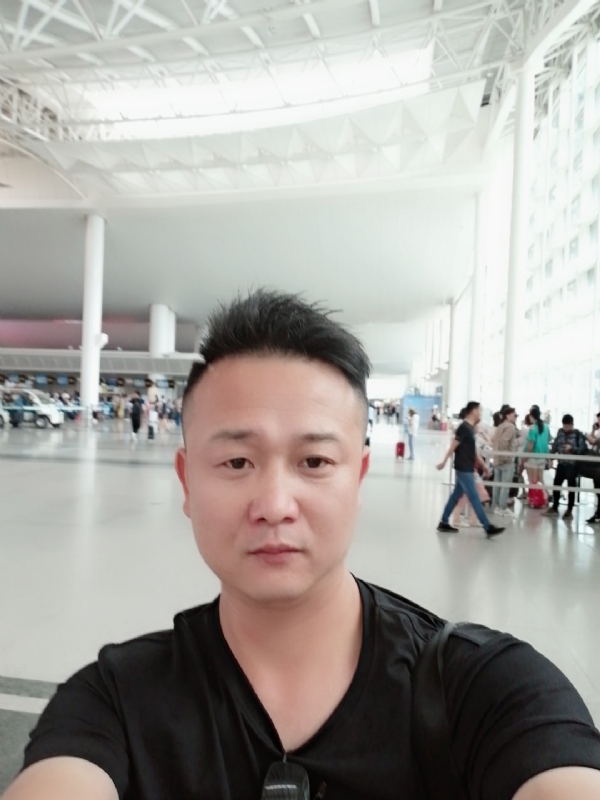 一叶知秋的第一张照片--贵阳相亲服务中心