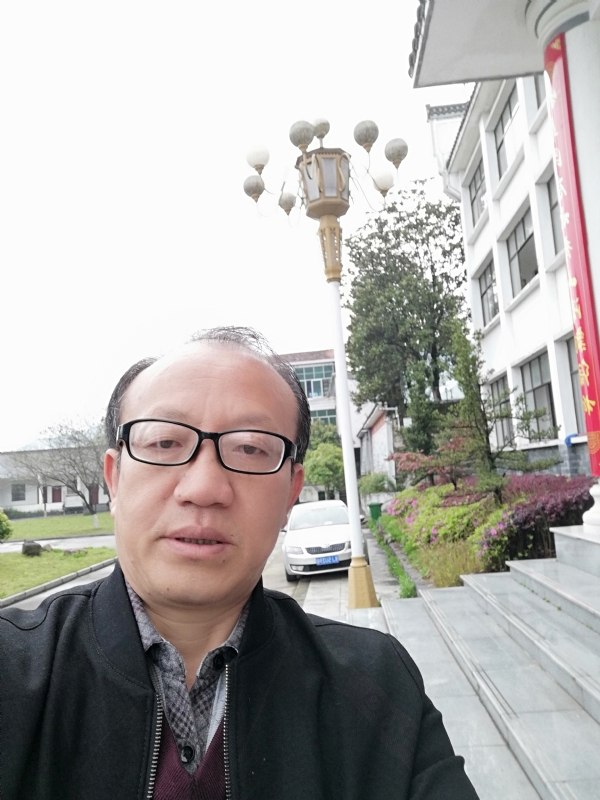 玫瑰祥云的第二张照片--贵阳相亲服务中心