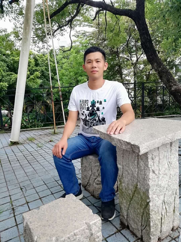 冷夜的第一张照片--贵阳相亲服务中心