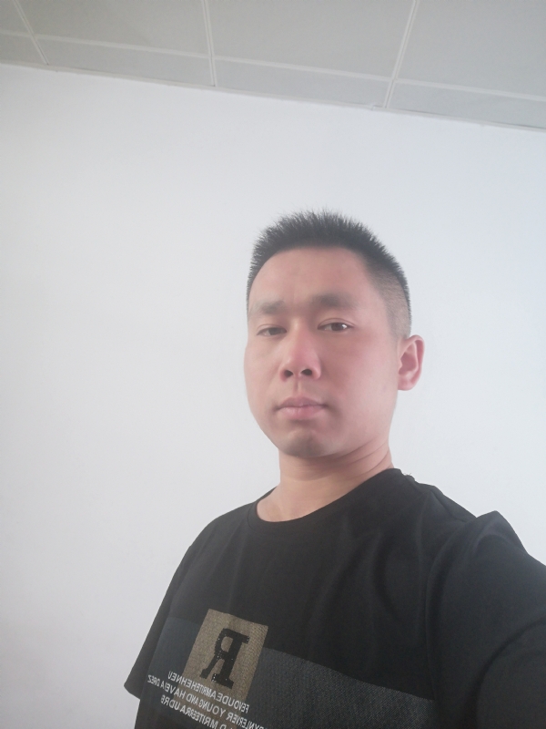 孤独的狼的第一张照片--贵阳相亲服务中心