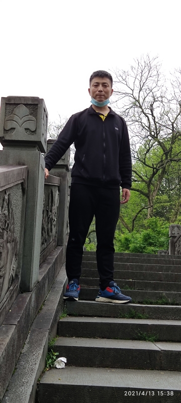 翁的第一张照片--贵阳相亲服务中心