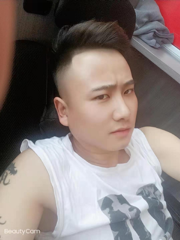 上善若水的第二张照片--贵阳相亲服务中心