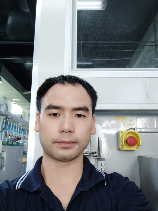 黄伟的第一张照片--贵阳相亲服务中心