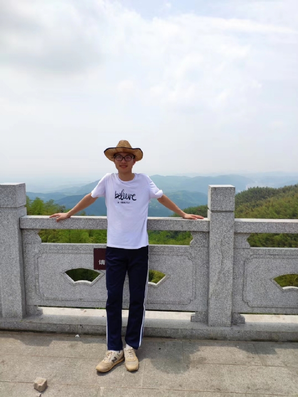 华华的第四张照片--贵阳相亲服务中心