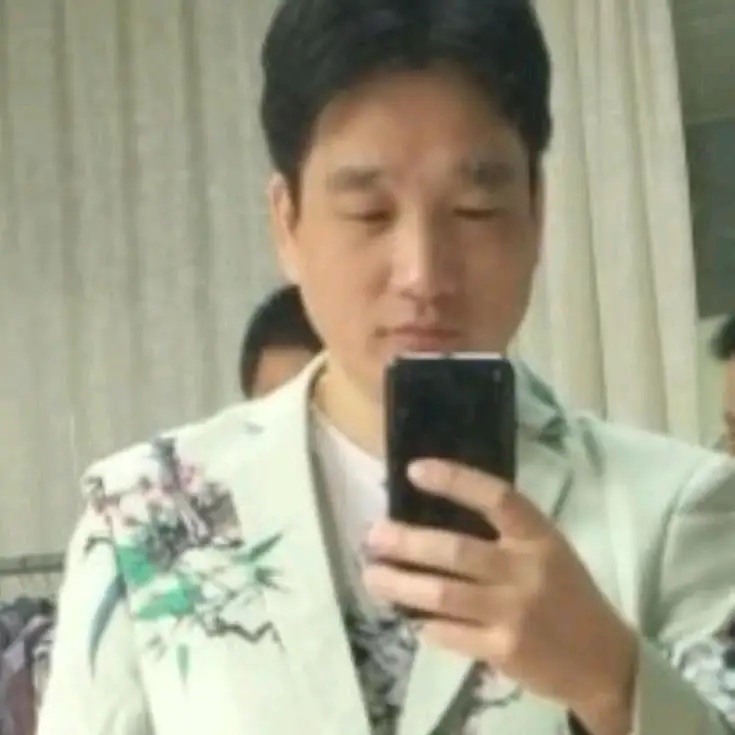 雪山飞狐的第一张照片--贵阳相亲服务中心