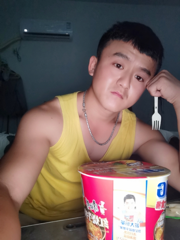 飞飞的第三张照片--贵阳相亲服务中心