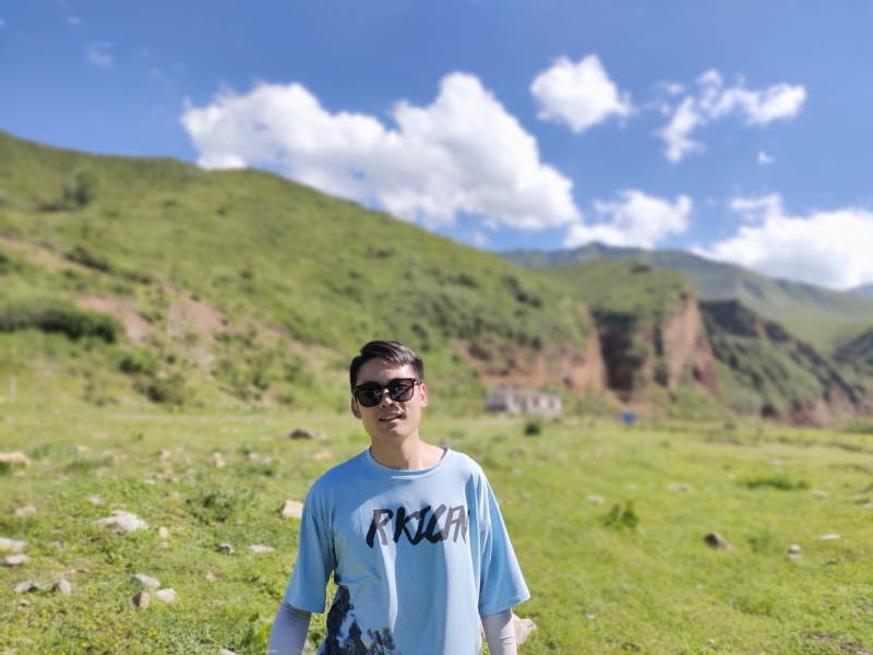 祁三岁的第一张照片--贵阳相亲服务中心