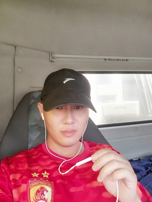 B大叔的第二张照片--贵阳相亲服务中心