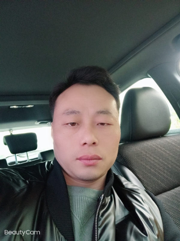 放飞的羊的第一张照片--贵阳相亲服务中心