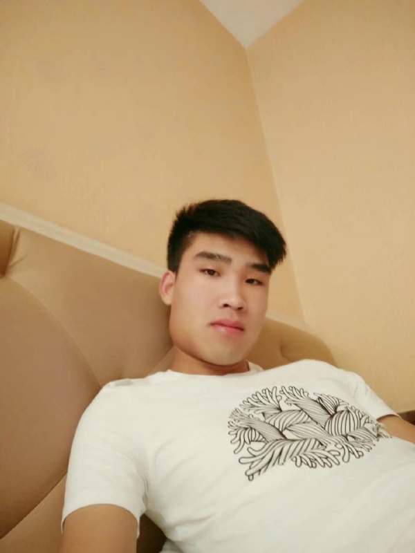 谁不曾孤单上路的第二张照片--贵阳相亲服务中心