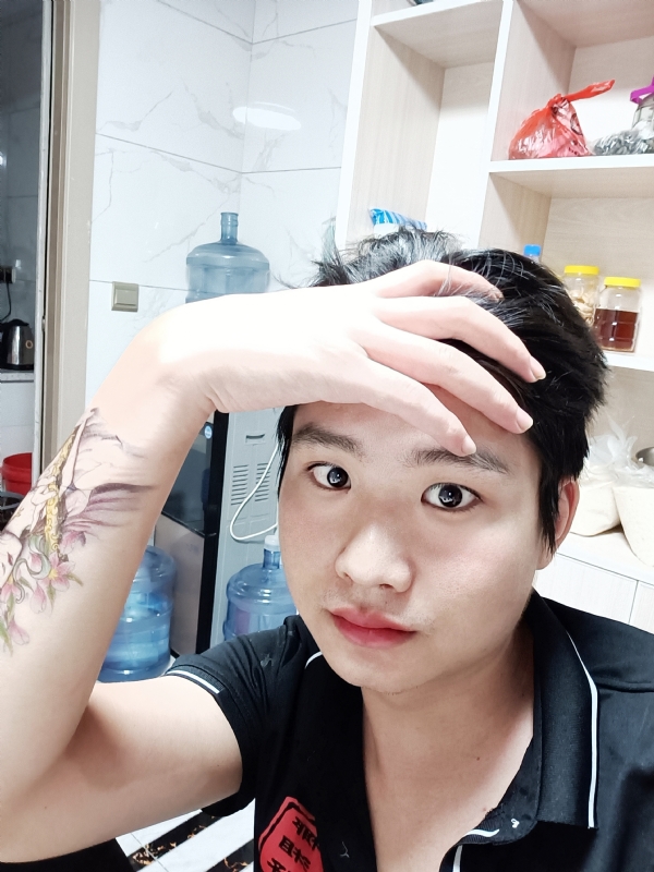 一纸荒年的第一张照片--贵阳相亲服务中心