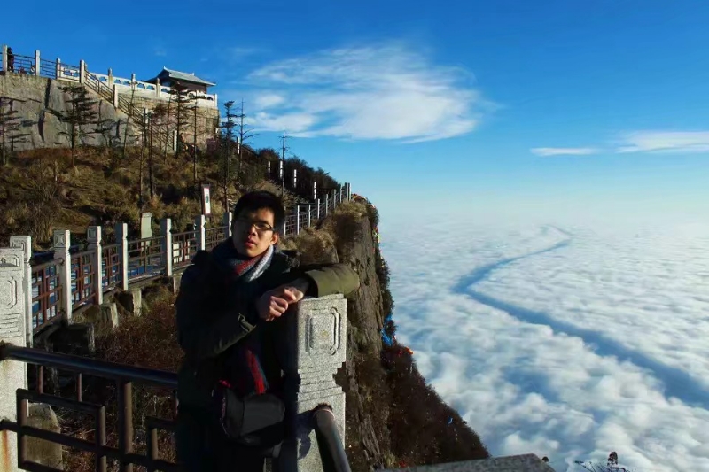 咫尺天涯的第一张照片--贵阳相亲服务中心