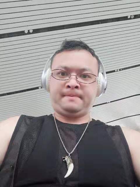 醉叶孤城的第一张照片--贵阳相亲服务中心