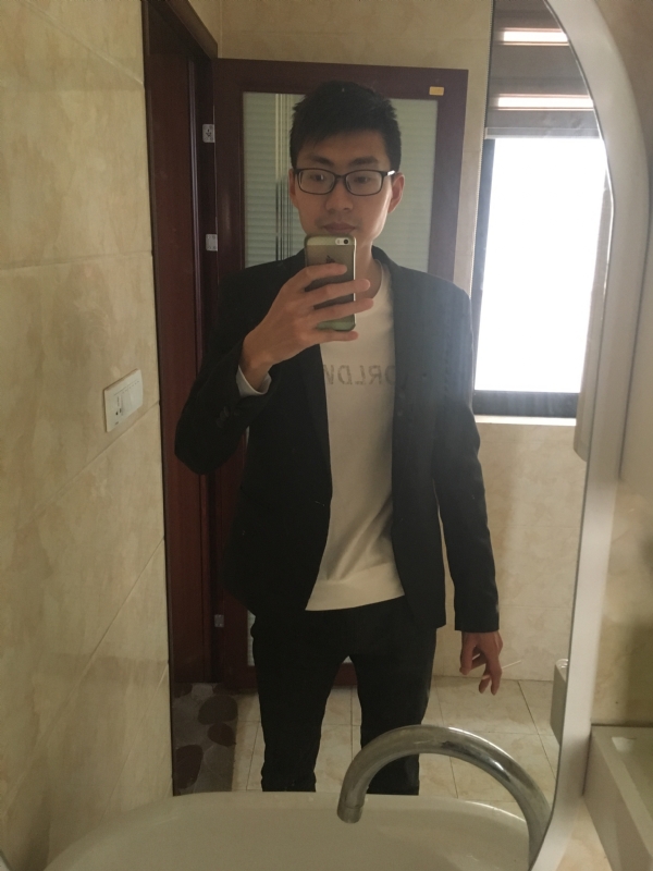 一生何求的第一张照片--贵阳相亲服务中心