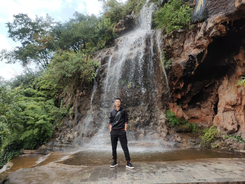 缘的第一张照片--贵阳相亲服务中心