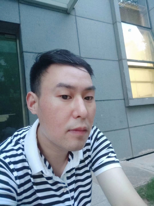 曙光的第一张照片--贵阳相亲服务中心