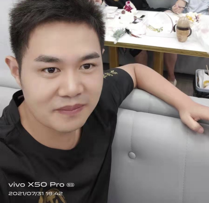 阳洋杨的第一张照片--贵阳相亲服务中心