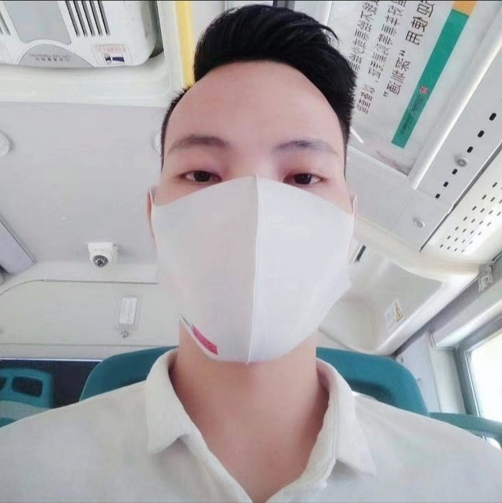 摆渡者的第一张照片--贵阳相亲服务中心