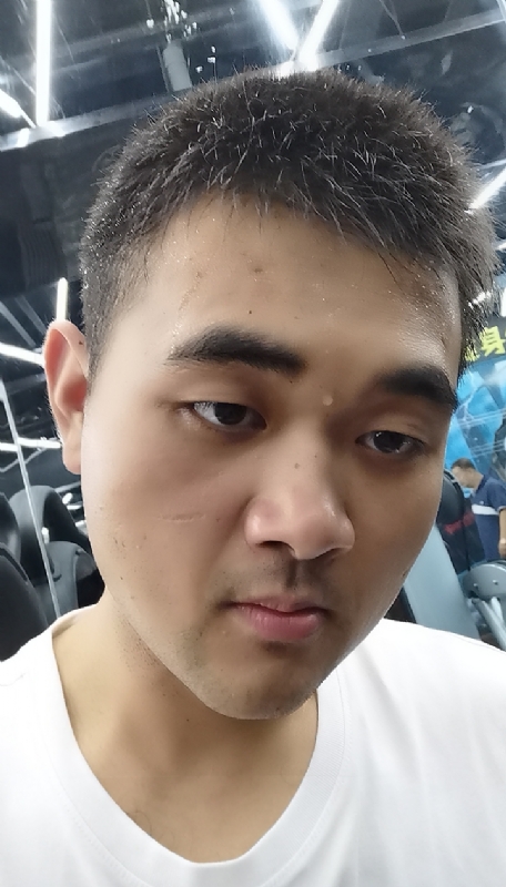 回眸一笑的第二张照片--贵阳相亲服务中心