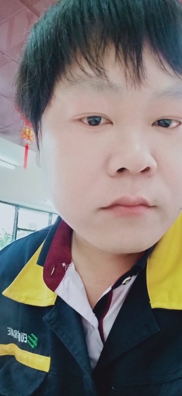 三哥哥的第一张照片--贵阳相亲服务中心