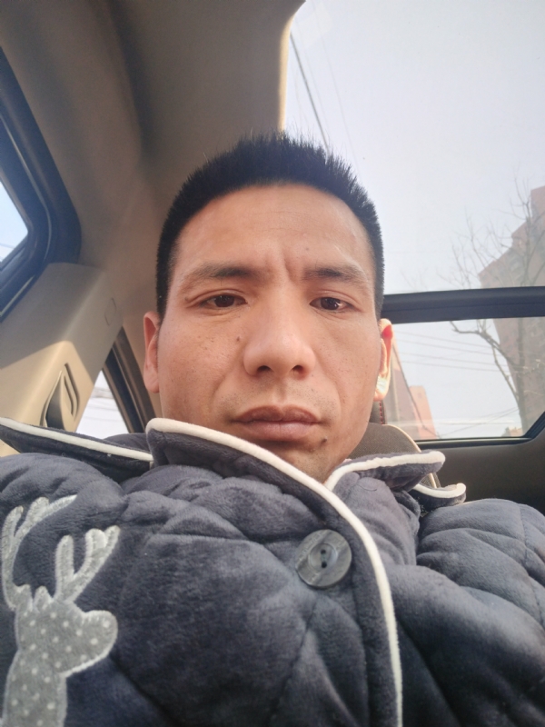 青春不长在的第一张照片--贵阳相亲服务中心