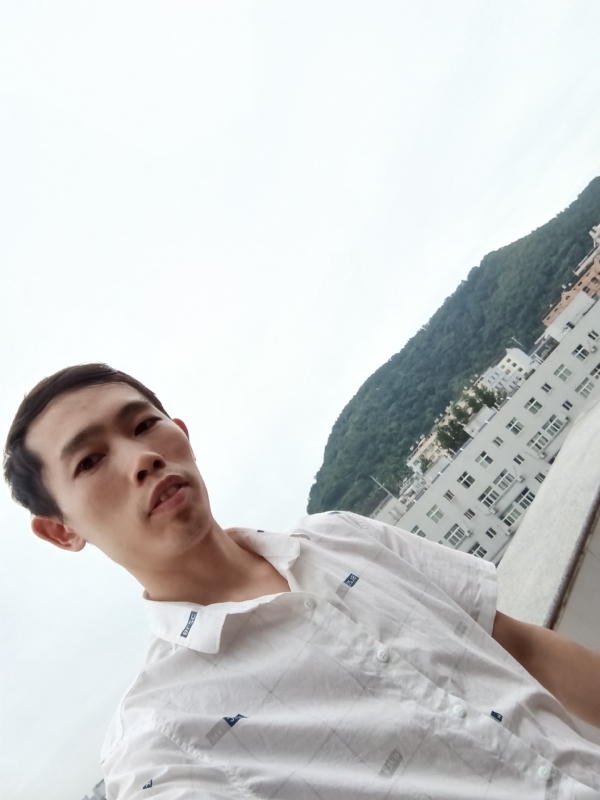 会飞的鱼的第一张照片--贵阳相亲服务中心