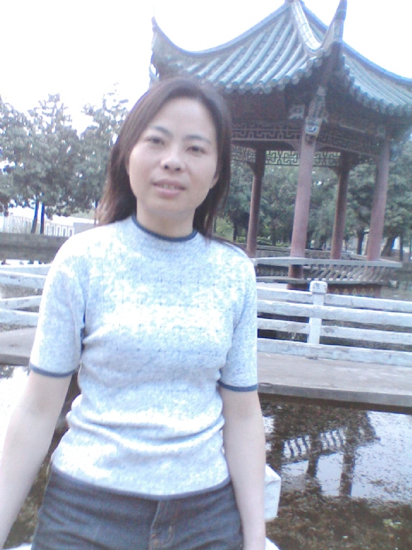 小草的第二张照片--贵阳相亲服务中心