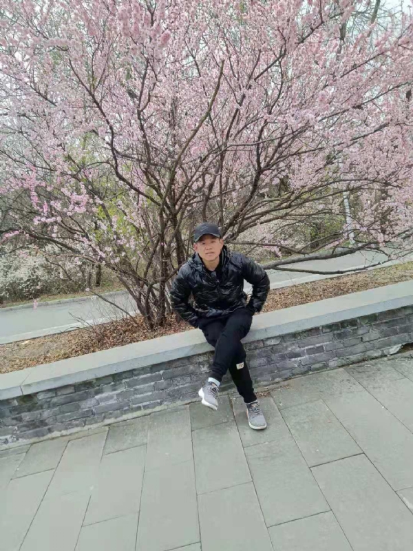 寻找幸福的第一张照片--贵阳相亲服务中心