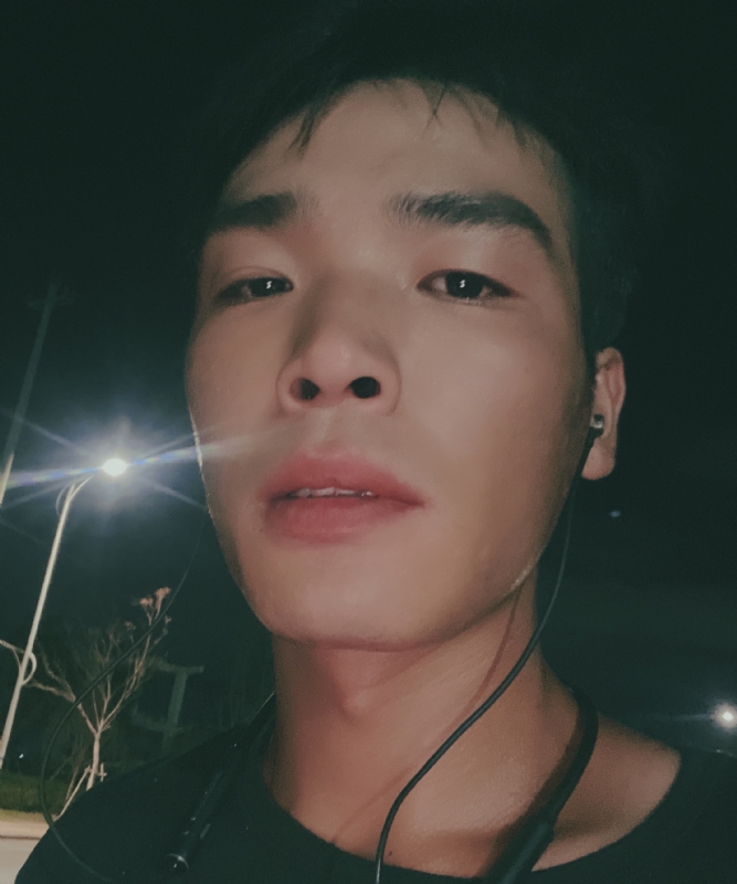 满船清梦压星河的第一张照片--贵阳相亲服务中心