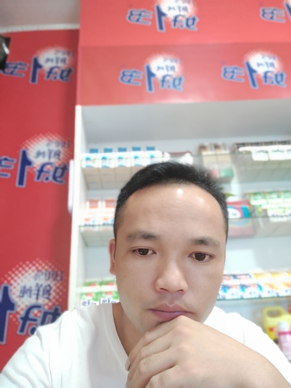 小老弟的第二张照片--贵阳相亲服务中心