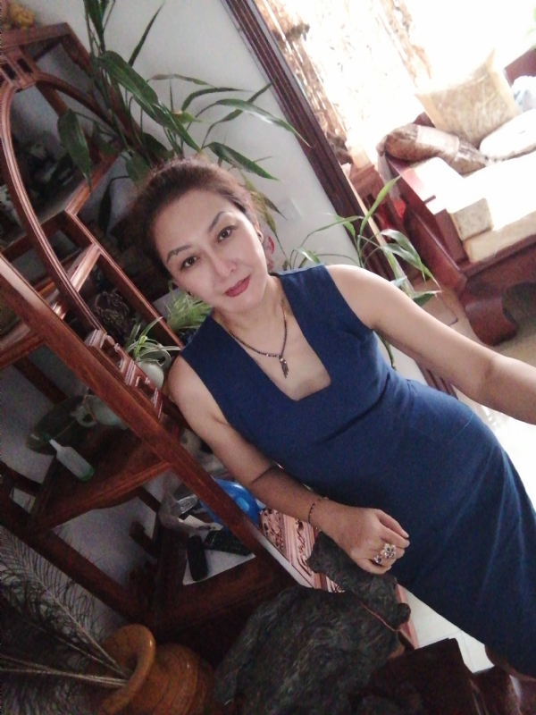 1975珠砂痣的第二张照片--贵阳相亲服务中心