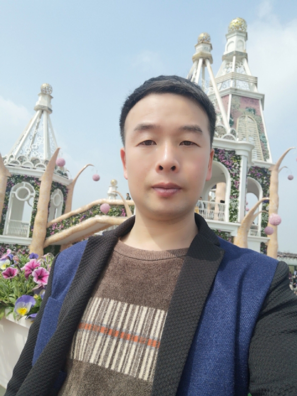 黎明的天空的第一张照片--贵阳相亲服务中心