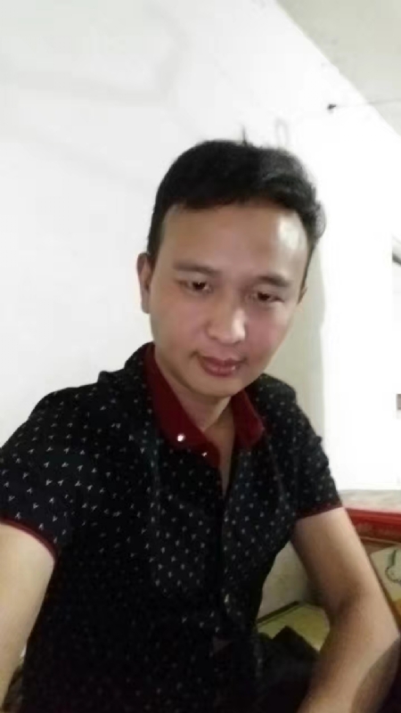 机械师的第一张照片--贵阳相亲服务中心