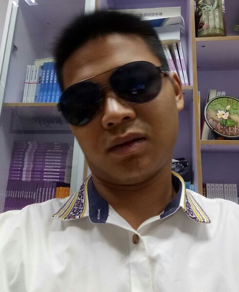 狼行天下的第一张照片--贵阳相亲服务中心