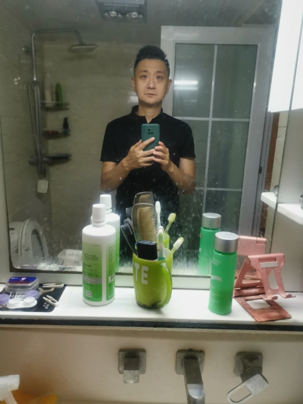 龙少的第一张照片--贵阳相亲服务中心