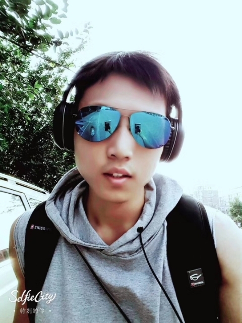 失意的人的第一张照片--贵阳相亲服务中心