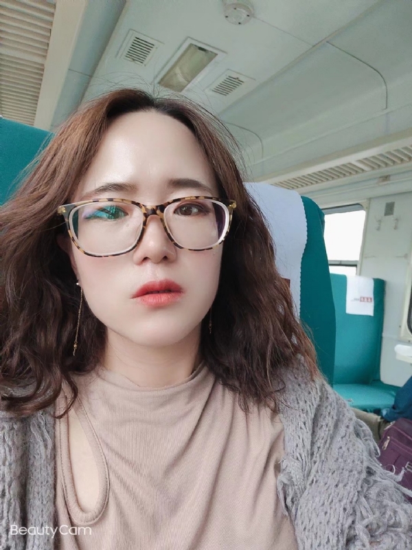 云烟成雨的第一张照片--贵阳相亲服务中心