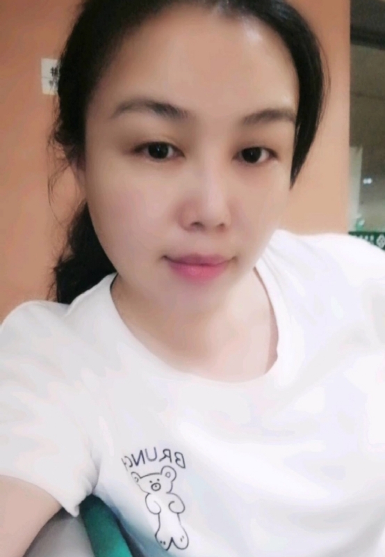 淡淡的云的第三张照片--贵阳相亲服务中心