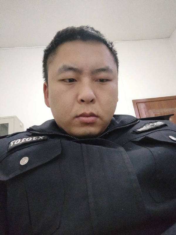 好纠结的第一张照片--贵阳相亲服务中心