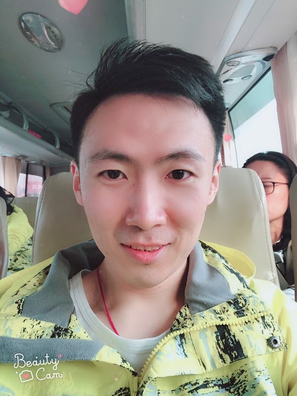 郭白白的第二张照片--贵阳相亲服务中心