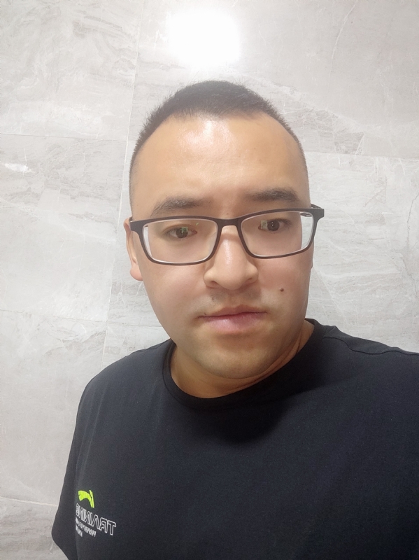 只愿得一人心的第四张照片--贵阳相亲服务中心