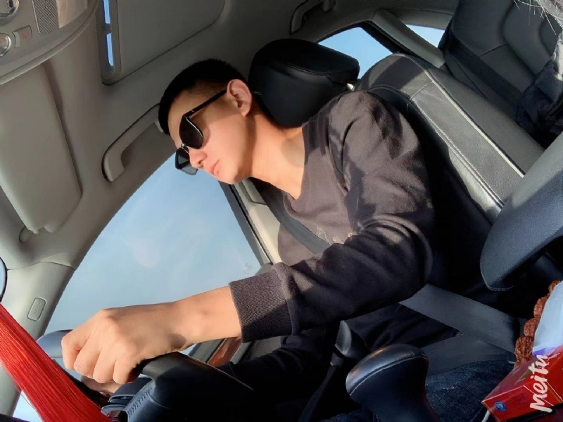 小五的第二张照片--贵阳相亲服务中心