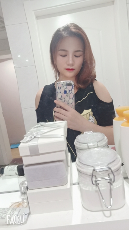 刘莲酥的第四张照片--贵阳相亲服务中心